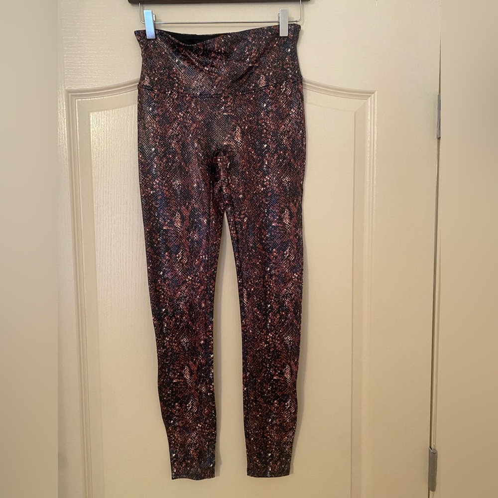 Spanx snake skin leggings - Picture 2 of 3